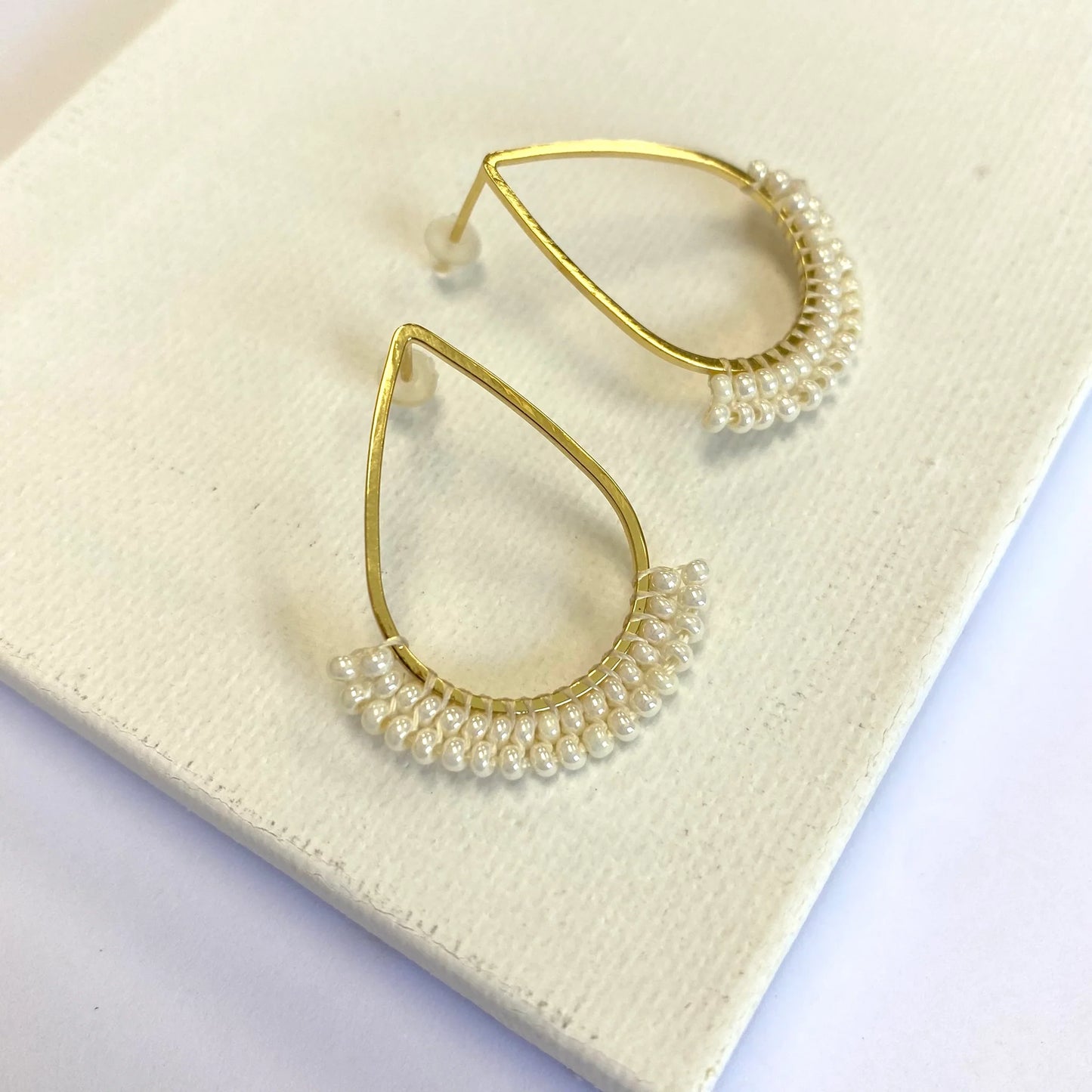 Dipped Teardrop Stud Earrings - Pearl (Gold-Plated)