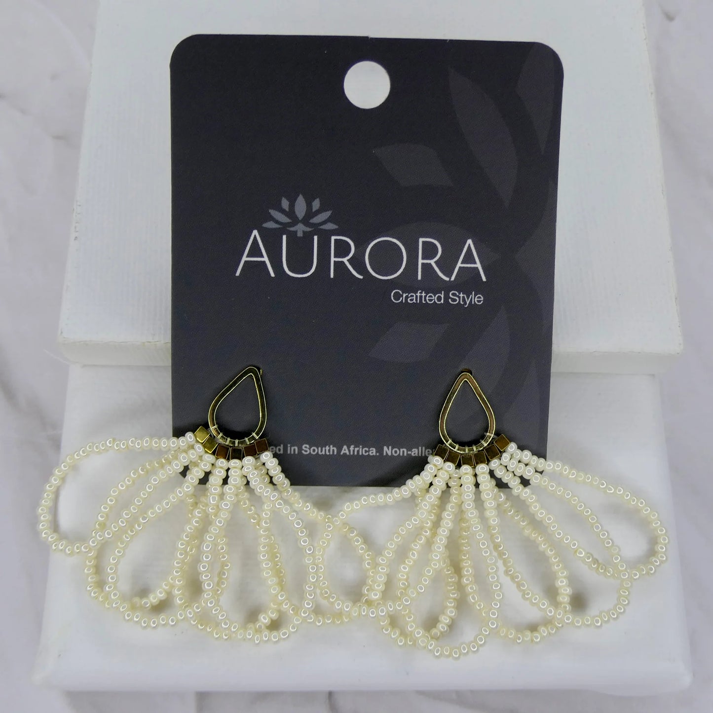 Draped Teardrop Earrings - Pearl (Gold-Plated)