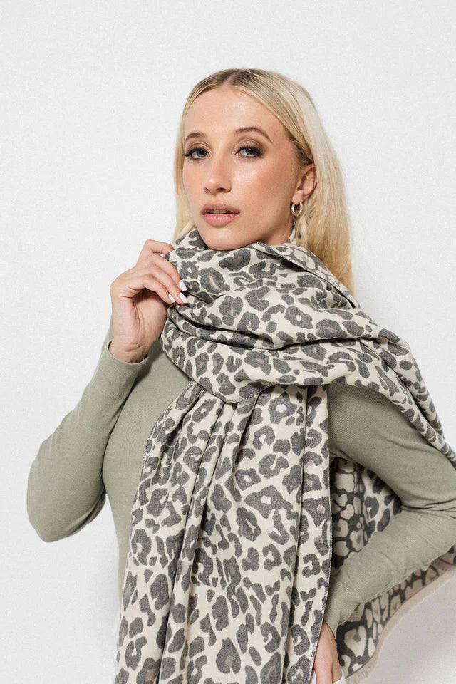 Leopard Print Scarf - Charcoal