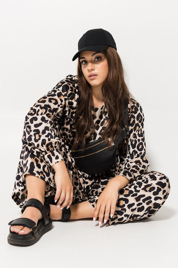 Crossbody Bag - Black with Gold Zip