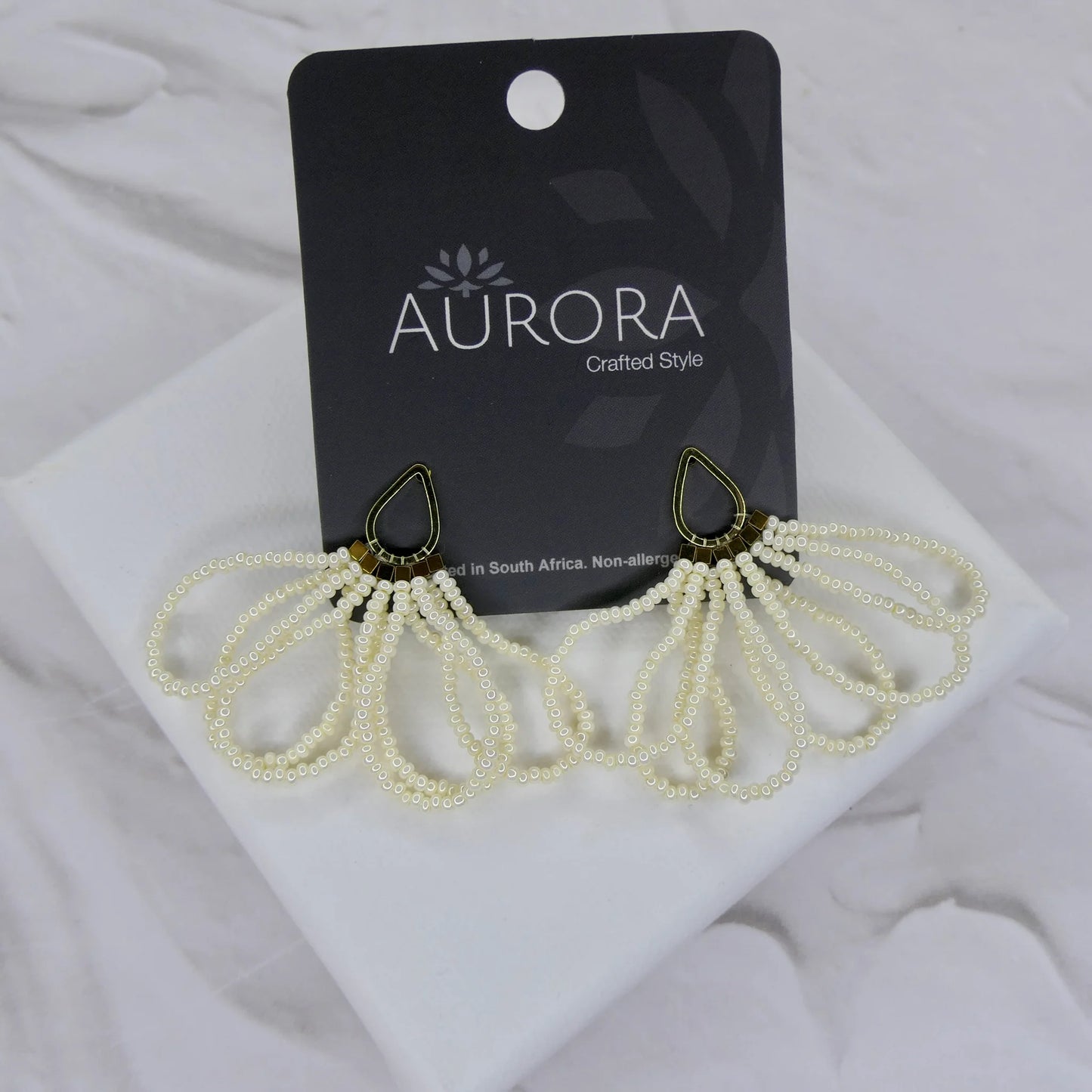 Draped Teardrop Earrings - Pearl (Gold-Plated)