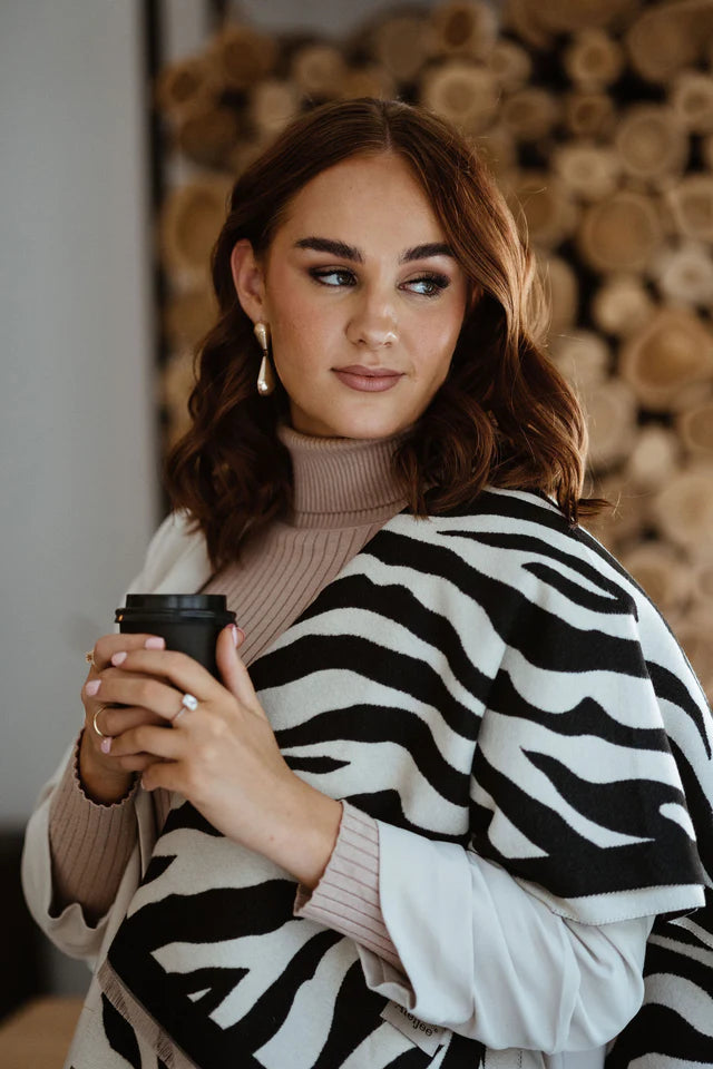 Zebra Print Scarf - Black/Creme